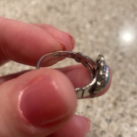 Sterling Silver Turquoise Flower Ring - Picture 4 of 6